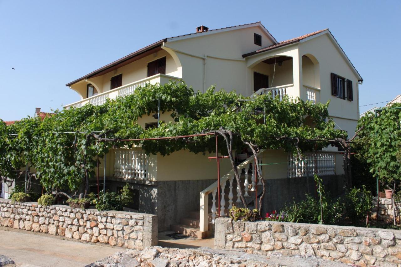 Apartments With A Parking Space Sali, Dugi Otok - 8136 Exterior foto