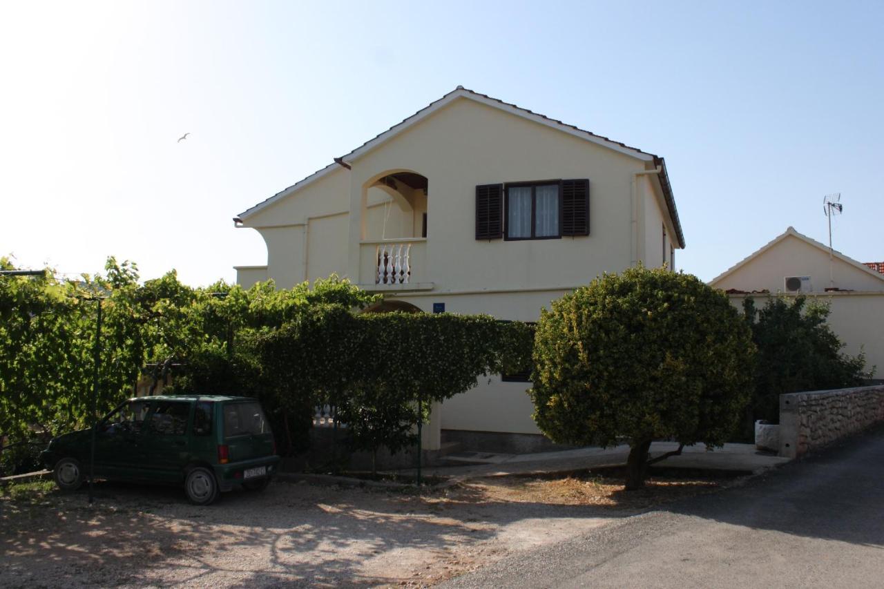 Apartments With A Parking Space Sali, Dugi Otok - 8136 Exterior foto